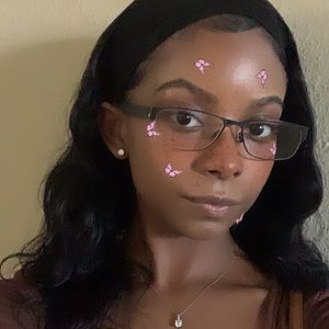 Meet your Posher, Nyla